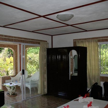 Rising Sun Guesthouse La Digue Room photo