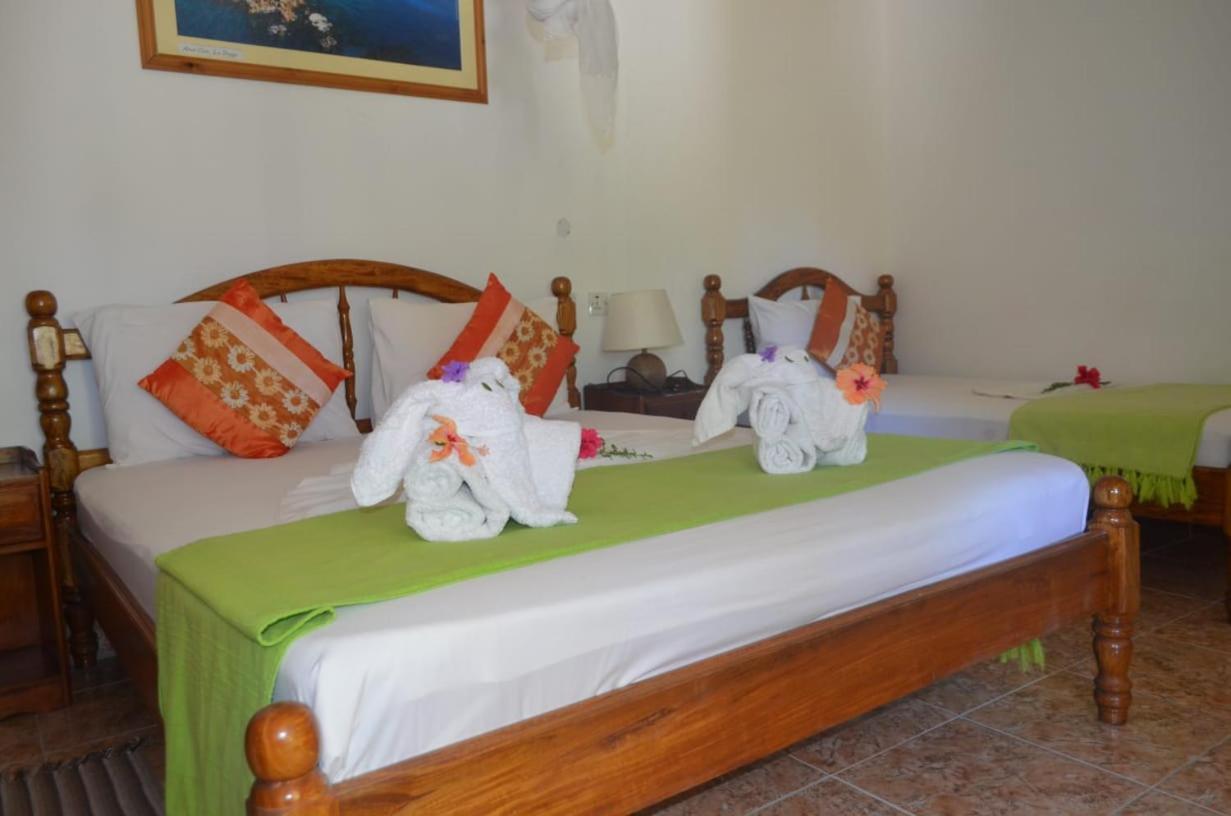 Rising Sun Guesthouse La Digue Exterior photo