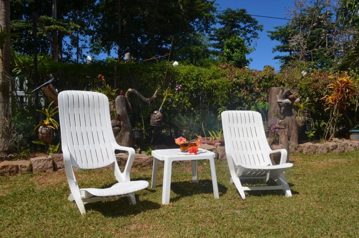 Rising Sun Guesthouse La Digue Exterior photo