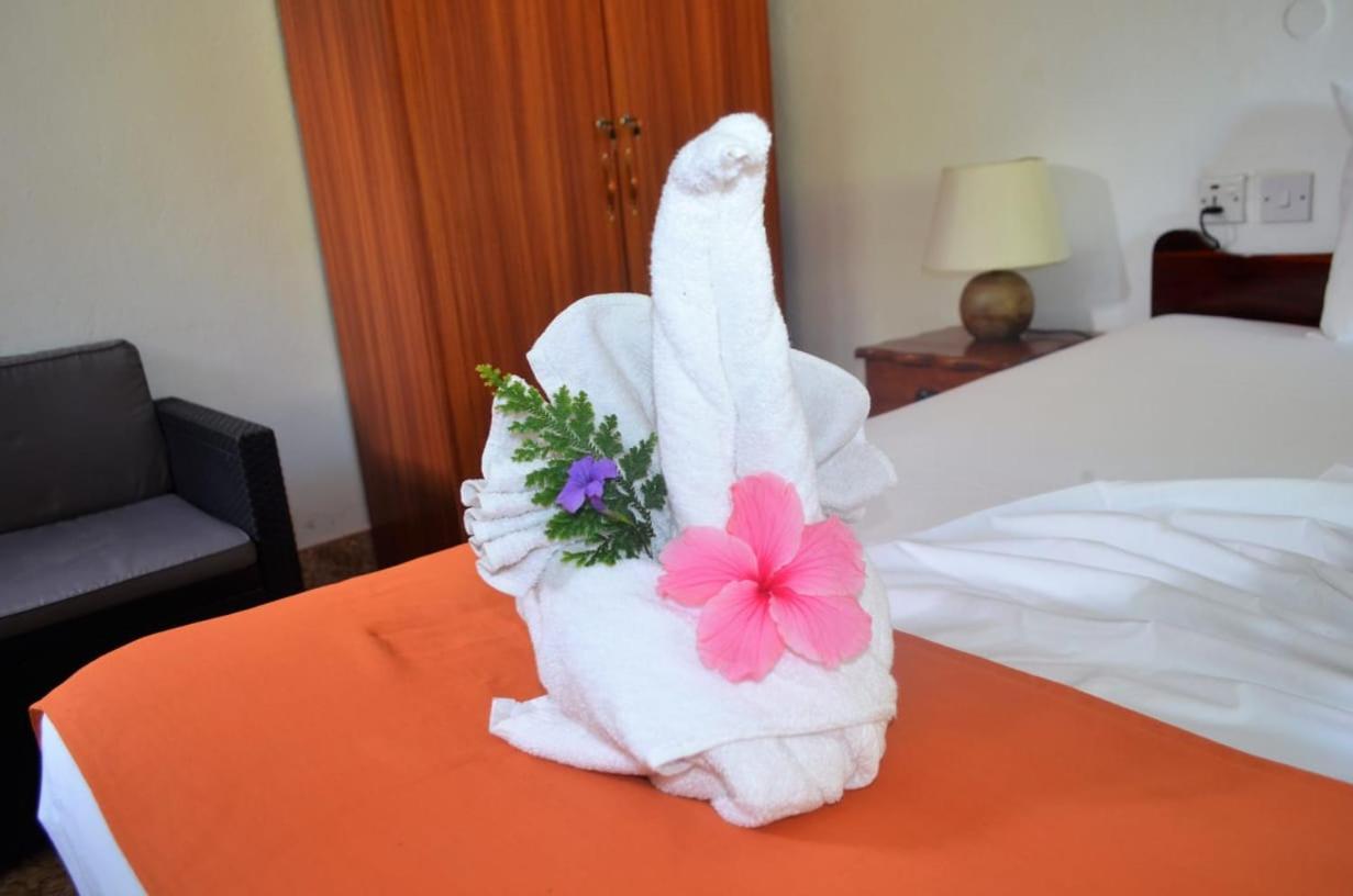 Rising Sun Guesthouse La Digue Exterior photo