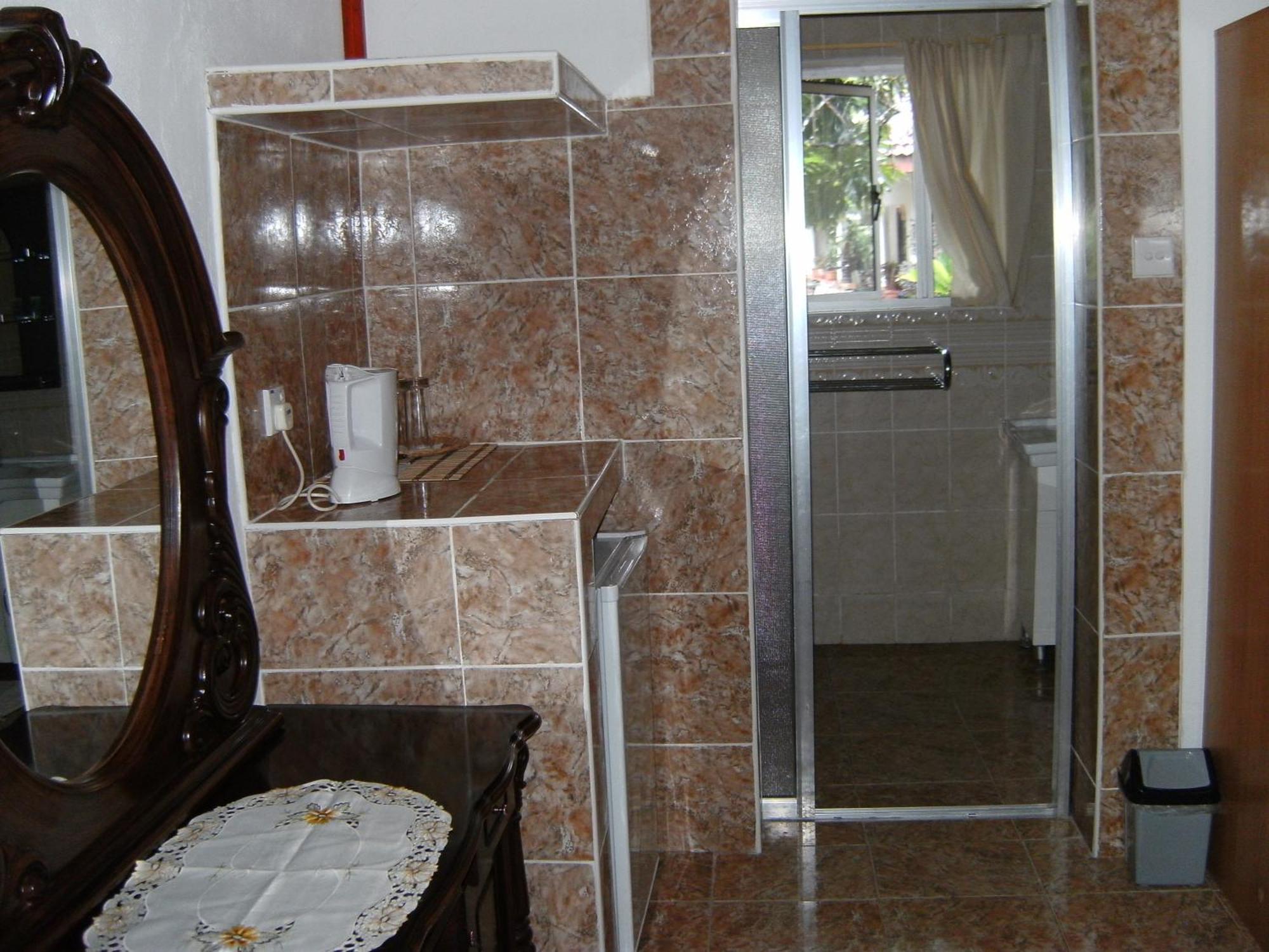 Rising Sun Guesthouse La Digue Room photo